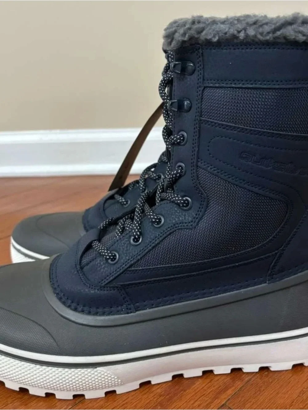 Quiksilver Mens Boots Sub Zero Hi Water Resistant Snow 3M Thinsulate RARE NEW!